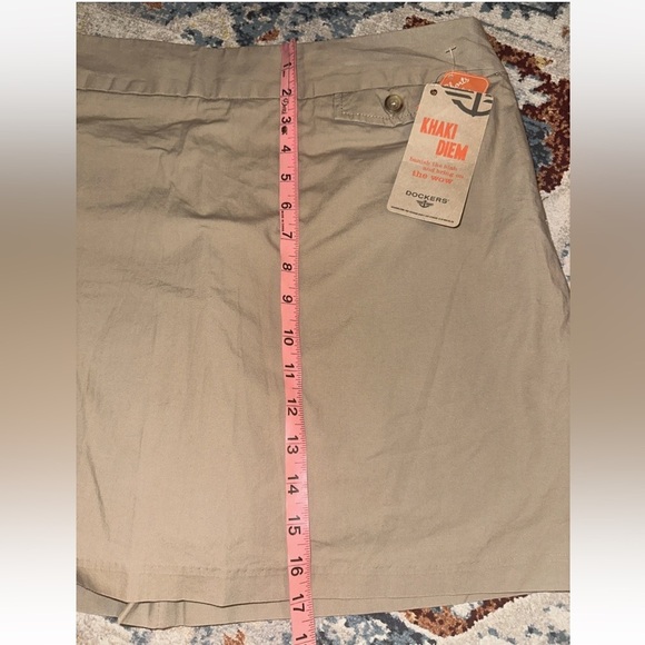 NEW Dockers Womens Size 12 Cotton Blend Kahki Diem Tan Skirt Skorts Waist - Picture 11 of 11